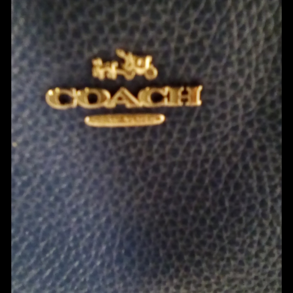 Handbag - Picture 2 of 7